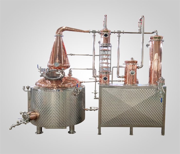 <b>Equipo de destilación de cobre 500L</b>